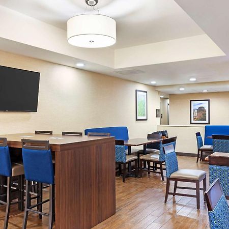 ווינסטון-סאלם Comfort Suites Hanes Mall מראה חיצוני תמונה