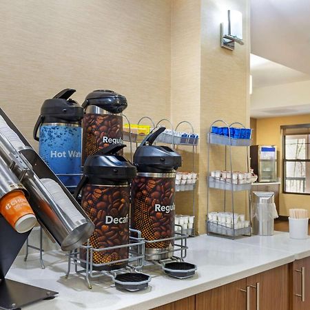 ווינסטון-סאלם Comfort Suites Hanes Mall מראה חיצוני תמונה