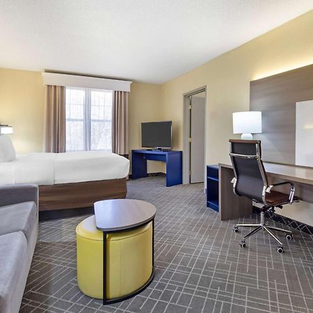 ווינסטון-סאלם Comfort Suites Hanes Mall מראה חיצוני תמונה