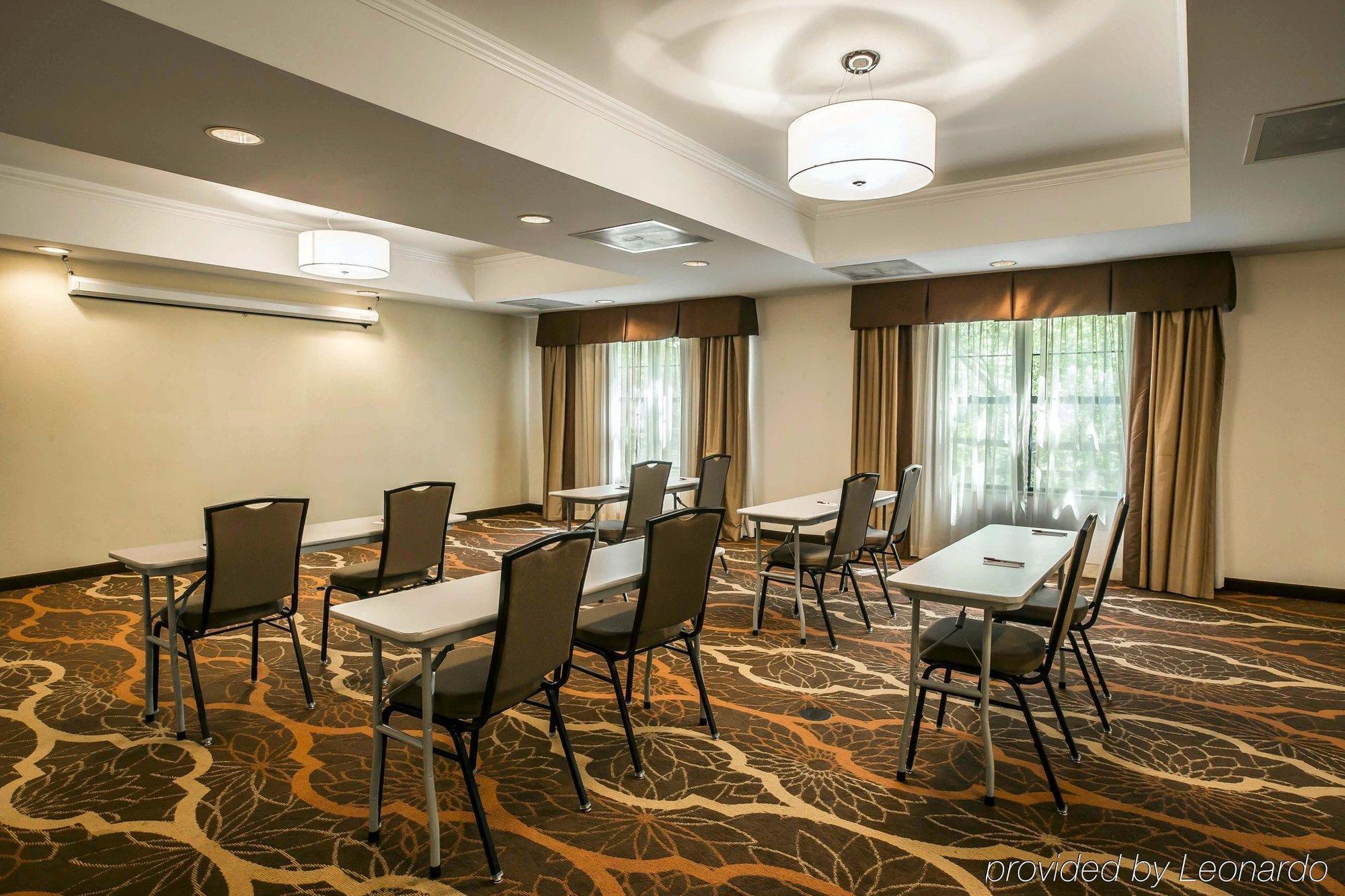 ווינסטון-סאלם Comfort Suites Hanes Mall מראה חיצוני תמונה