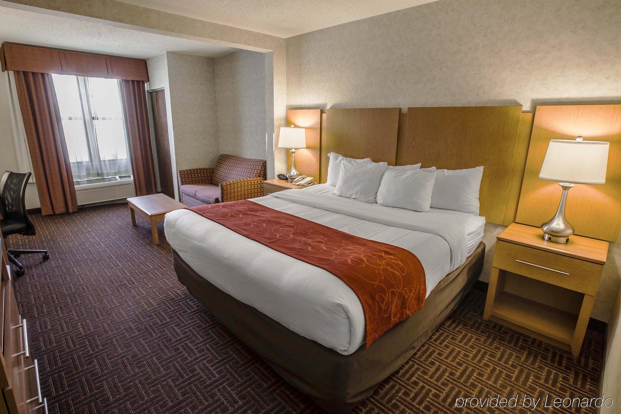 ווינסטון-סאלם Comfort Suites Hanes Mall מראה חיצוני תמונה